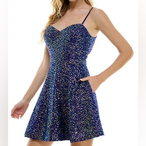CITY STUDIO Juniors' Sequin Open-Back Fit & Flare Dress Royal Blue Sz 3/4 - Picture 3 of 8